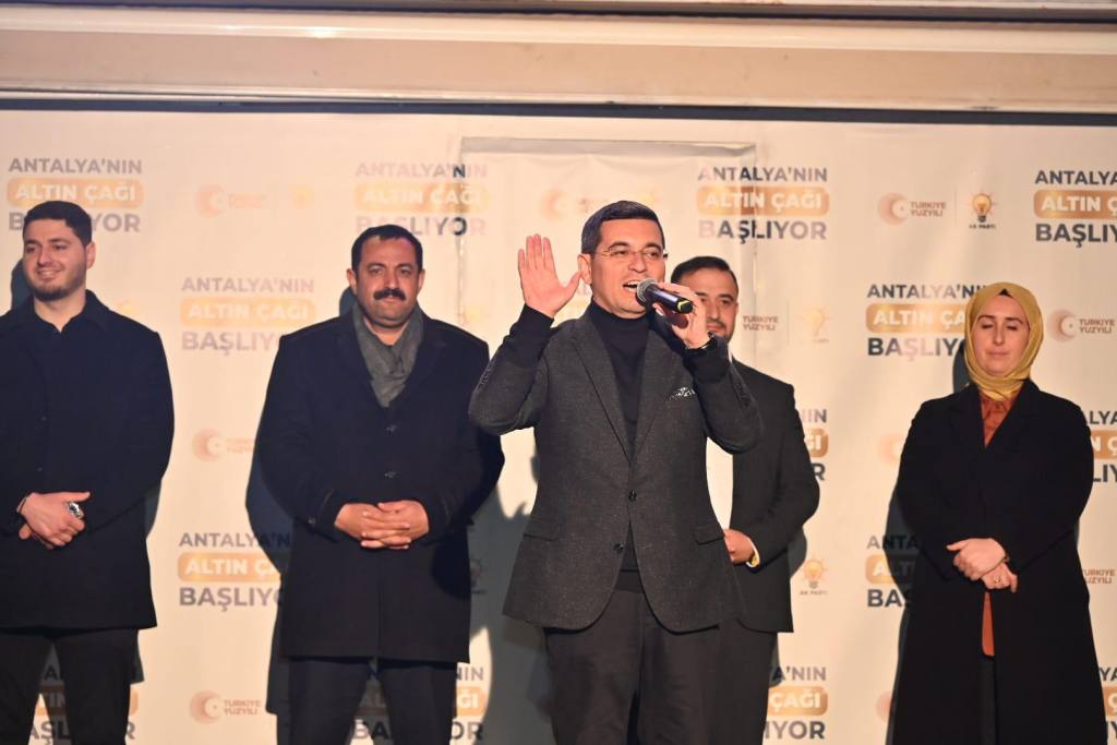 Tütüncü: “Biz Antalya’ya sevdalıyız” - Mega TV Tutuncu Biz Antalyaya sevdaliyiz 4 - Mega TV