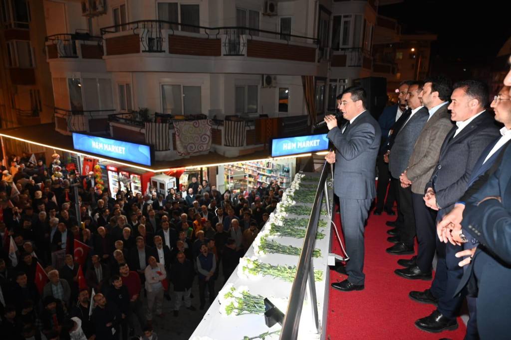 Tütüncü’nün Alanya ziyareti mitinge dönüştü - Mega TV Tutuncunun Alanya secim ofisi ziyareti mitinge donustu 3 - Mega TV