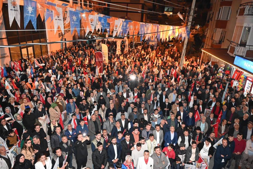 Tütüncü’nün Alanya ziyareti mitinge dönüştü - Mega TV Tutuncunun Alanya secim ofisi ziyareti mitinge donustu 4 - Mega TV