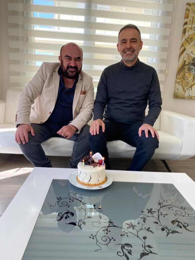 Kozan’dan Müftüoğlu’na sürpriz - Mega TV WhatsApp Image 2024 03 04 at 15.27.43 - Mega TV