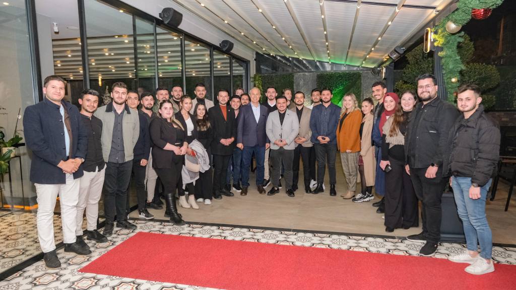 Gençler sordu, Özçelik yanıtladı - Mega TV WhatsApp Image 2024 03 07 at 12.31.01 - Mega TV