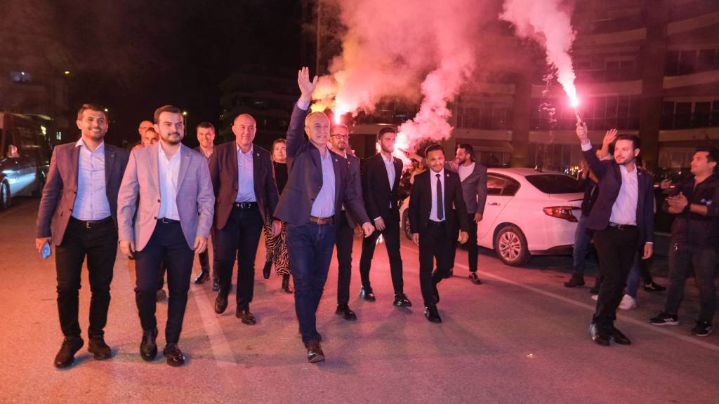 Özçelik’e Kestel’de sevgi seli - Mega TV WhatsApp Image 2024 03 08 at 12.05.23 1 - Mega TV