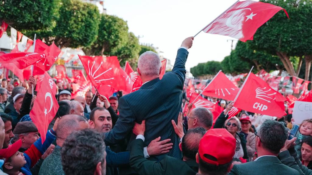 Avsallar’dan Özçelik’e: Alanya’yı Birleştiren Lider - Mega TV WhatsApp Image 2024 03 10 at 11.16.46 - Mega TV