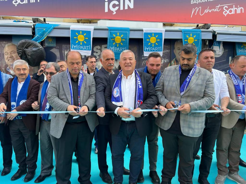 Şahin’den miting gibi ofis açılışları - Mega TV WhatsApp Image 2024 03 10 at 19.30.34 - Mega TV