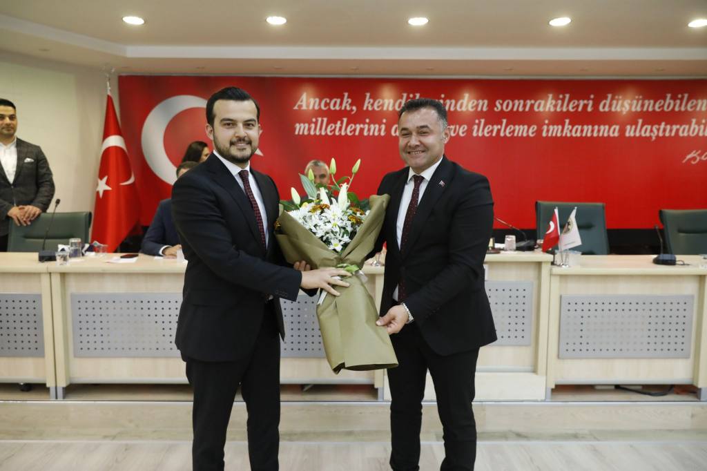 Zavlak, Yücel’e iş hayatında başarılar diledi - Mega TV WhatsApp Image 2024 03 13 at 09.01.43 - Mega TV