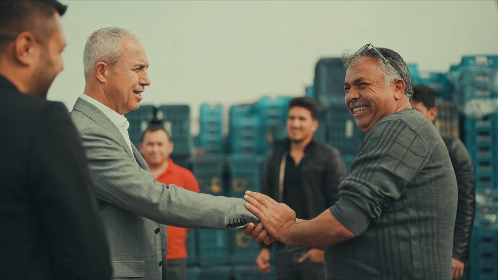 Hal esnafından Özçelik’e “Sizin gibisi 40 yılda bir gelir” - Mega TV WhatsApp Image 2024 03 13 at 16.33.39 - Mega TV