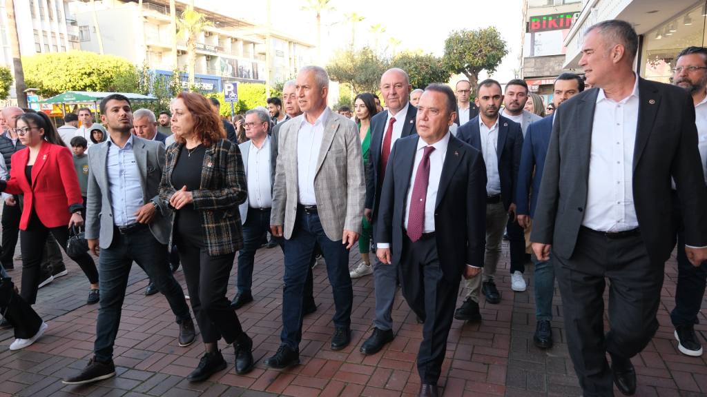 Başkan Böcek’ten Özçelik’e destek - Mega TV WhatsApp Image 2024 03 18 at 11.00.23 1 - Mega TV