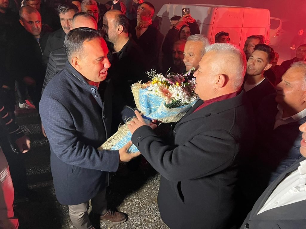 Alanya'da 'Mehmet Şahin Rüzgarı' - Mega TV WhatsApp Image 2024 03 22 at 22.48.45 - Mega TV