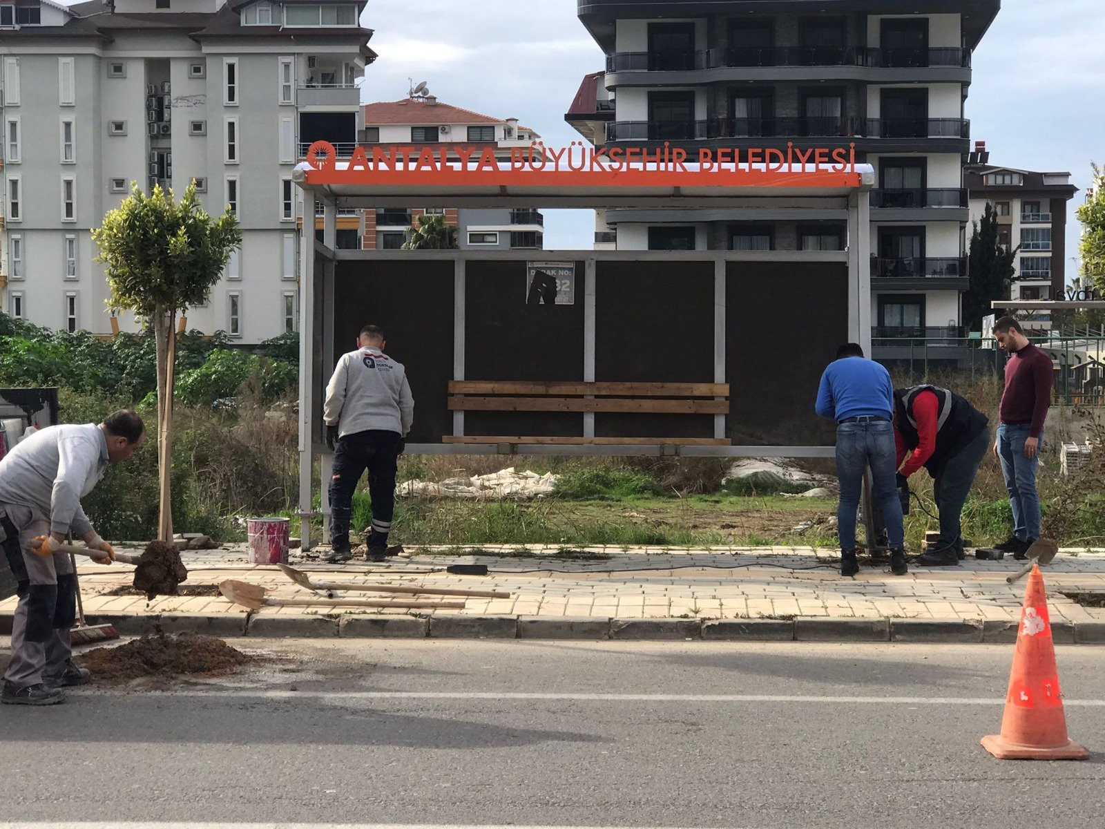 Alanya’da 11 mahalleye 15 durak