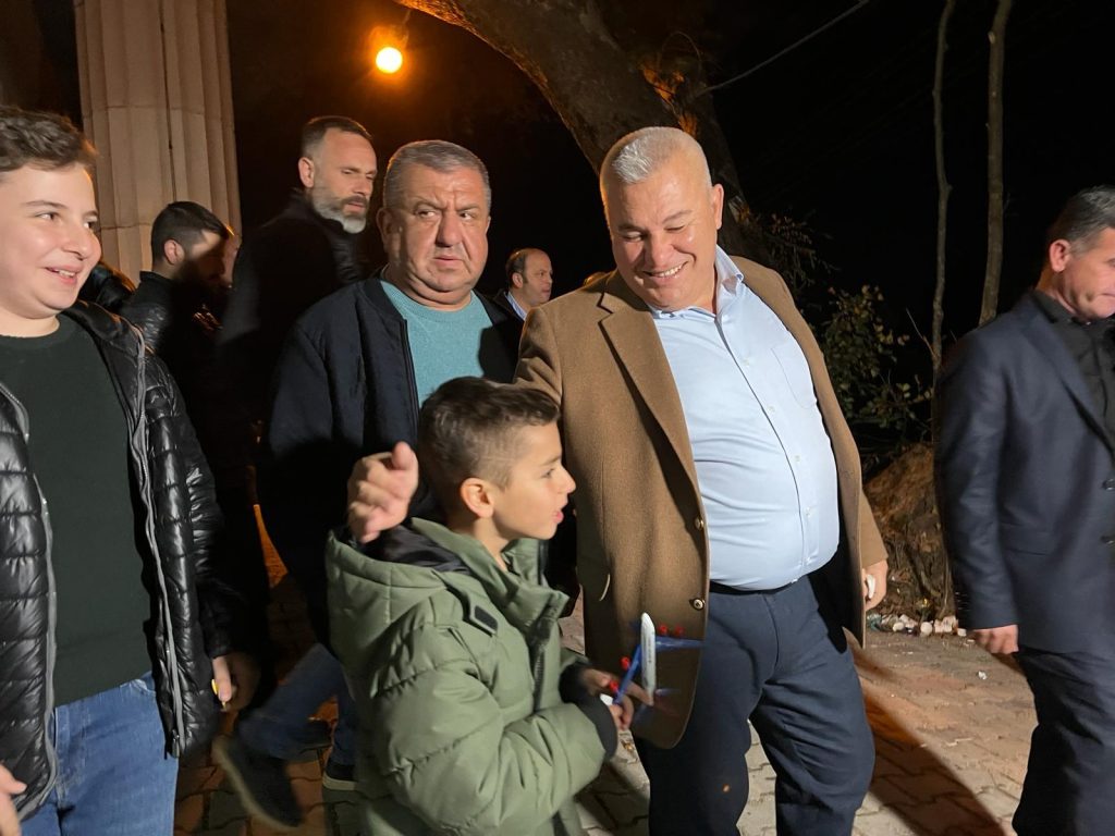 Şahin: Proje kitapçığımız 90 bin evde - Mega TV WhatsApp Image 2024 03 25 at 19.18.21 - Mega TV