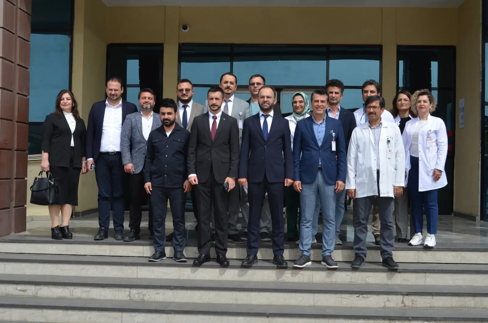 Antalya il sağlık müdürü Ekingen fiziki çalışmaları yerinde değerlendirdi