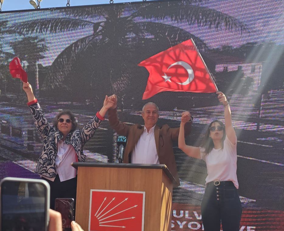 Özçelik’ten son toplantı, ilk kutlama! - Mega TV WhatsApp Image 2024 03 30 at 4.46.00 PM - Mega TV