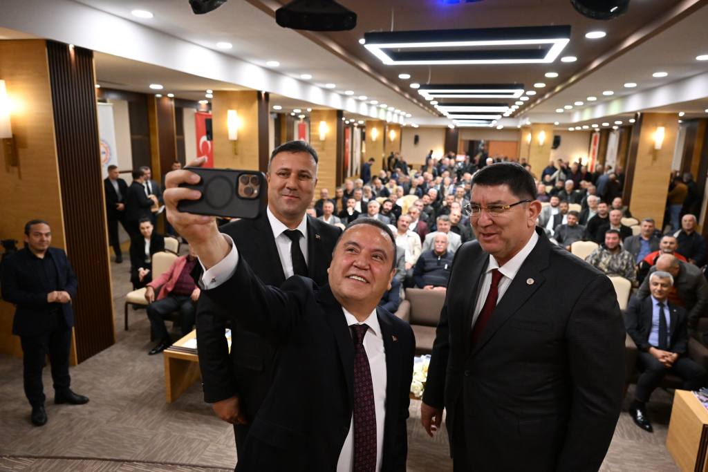 Başkan Böcek: “Antalya’yı metro ile tanıştıracağız” - Mega TV baskan otobusculer odasi 4 - Mega TV