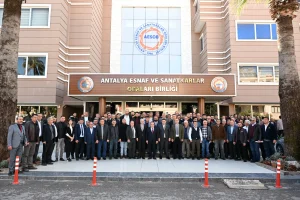 Servisçi Esnafından Başkan Böcek’e Tam Destek - Mega TV baskan servisciler odasi 10 - Mega TV