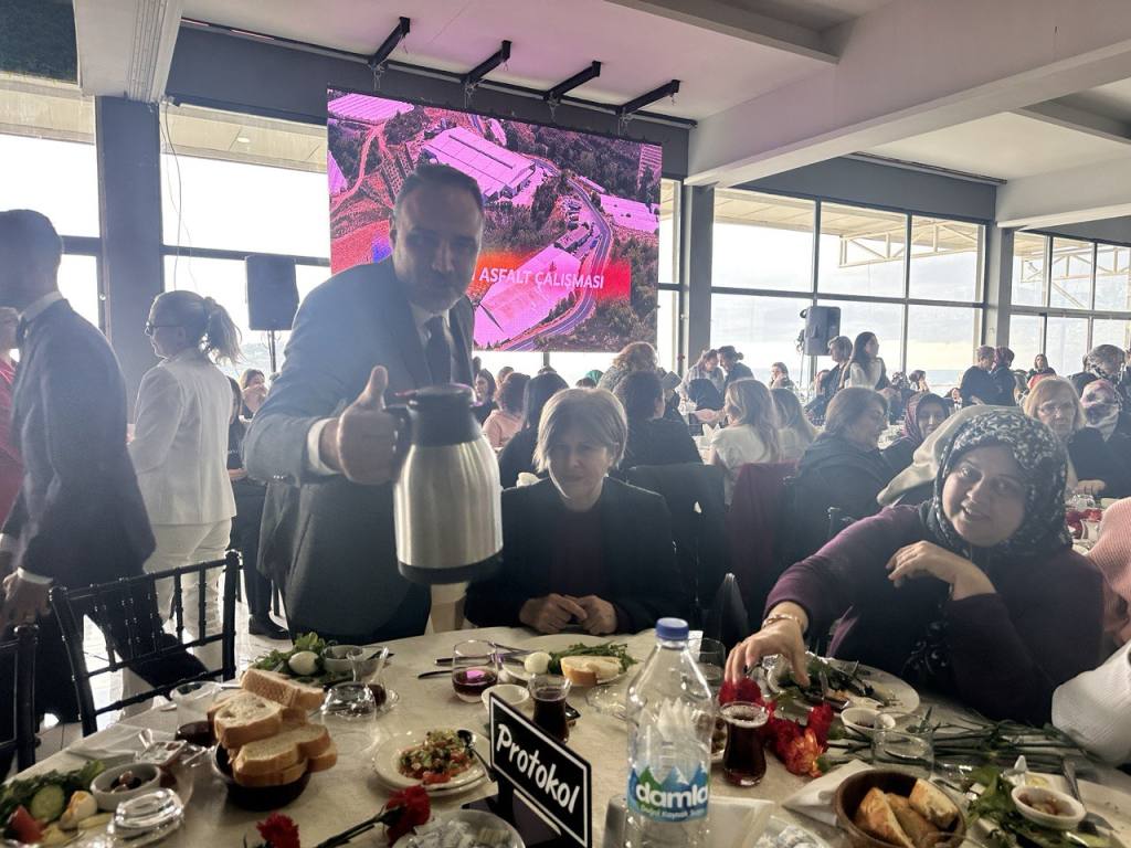 Işık’tan kadınlara jest - Mega TV photo1709924740 3 - Mega TV