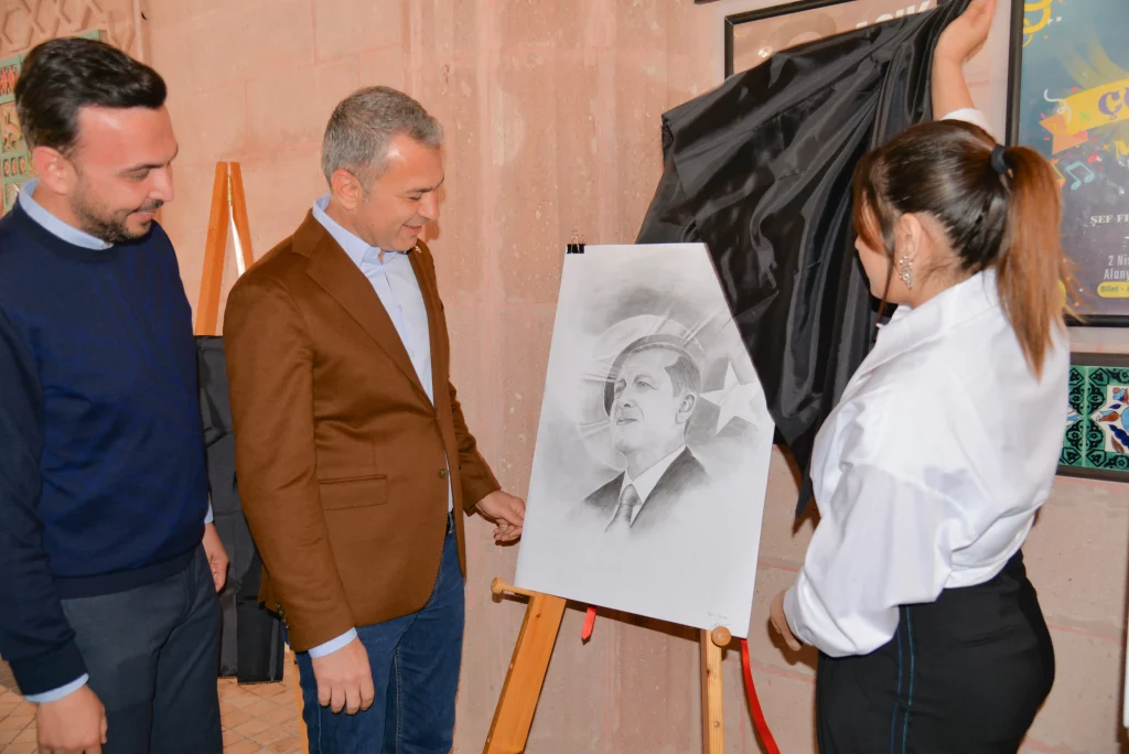 Başkan Tavlı ve Toklu Erdoğan resmini açtı - Mega TV toklu tavli balim - Mega TV