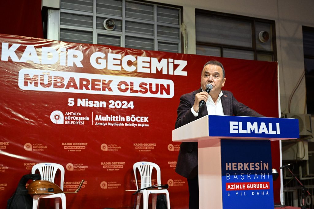 Böcek, Kadir Gecesi’ni Elmalı’da geçirdi - Mega TV BASKAN KADIR GECESI ELMALI 34 - Mega TV