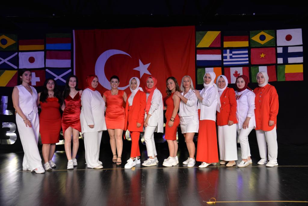 Limon Kreş ve Gündüz Bakımevi’nde 23 Nisan Coşkusu - Mega TV DSC 2909 - Mega TV