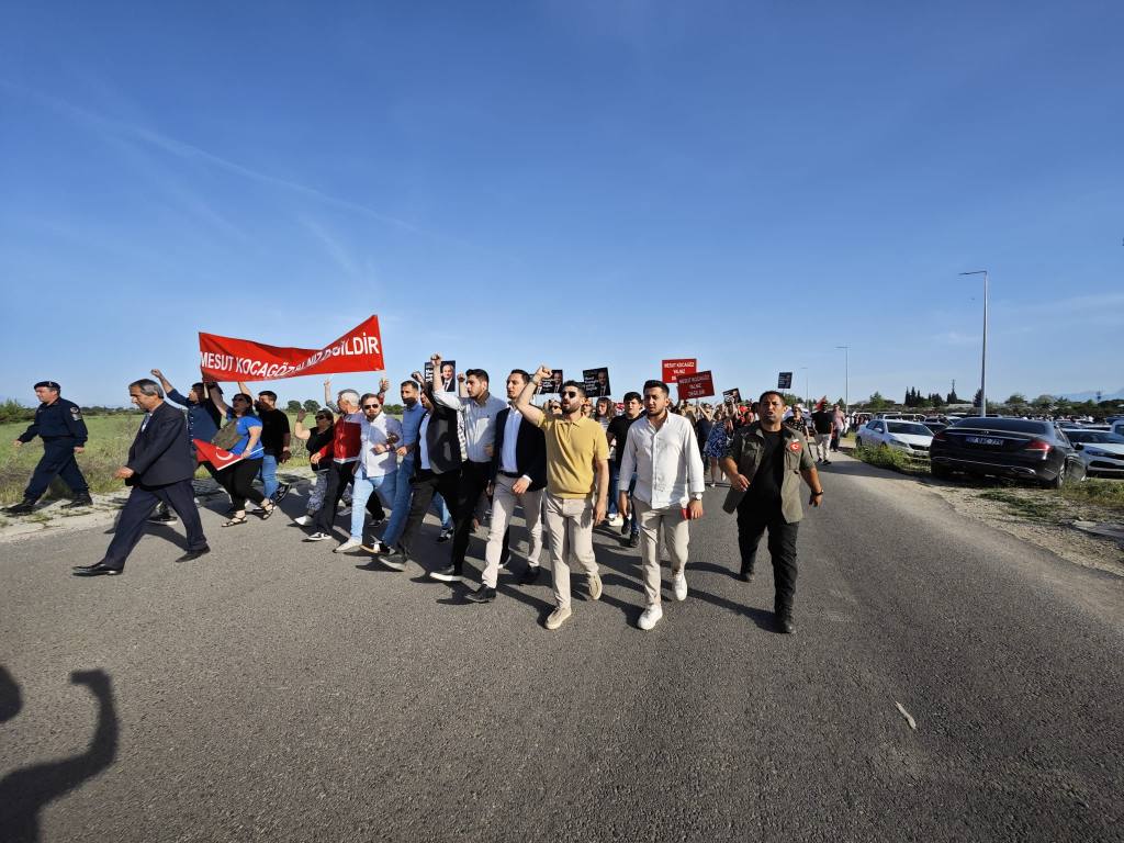 Kocagoz icin ADALET istemek bile yasak 1 - Mega TV