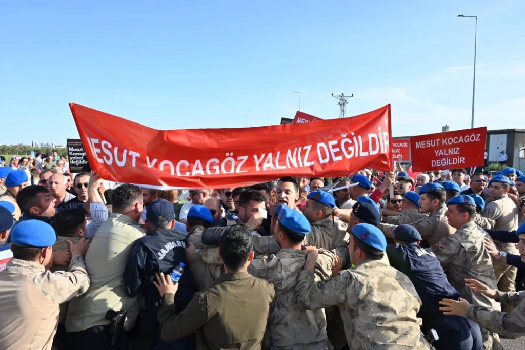 Kocagoz icin ADALET istemek bile yasak 3 - Mega TV