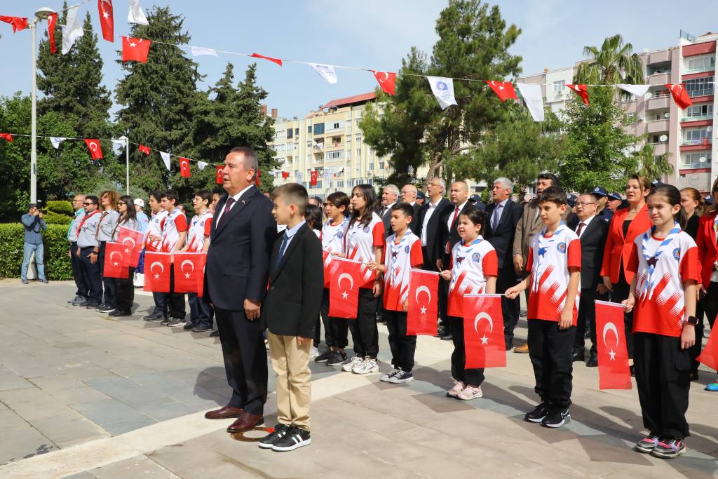 Muhittin Bocek Koltugunu Cocuk Baskana Devretti 11 - Mega TV