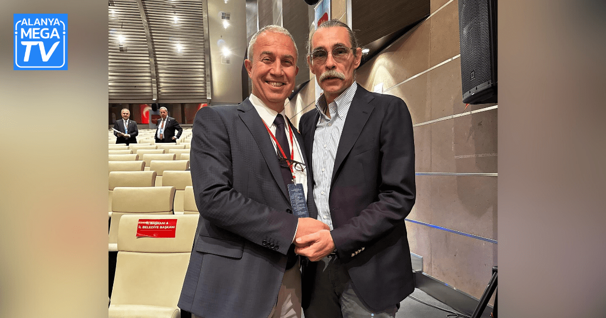 Özçelik ve Beşikçioğlu’ndan Samimi Kare