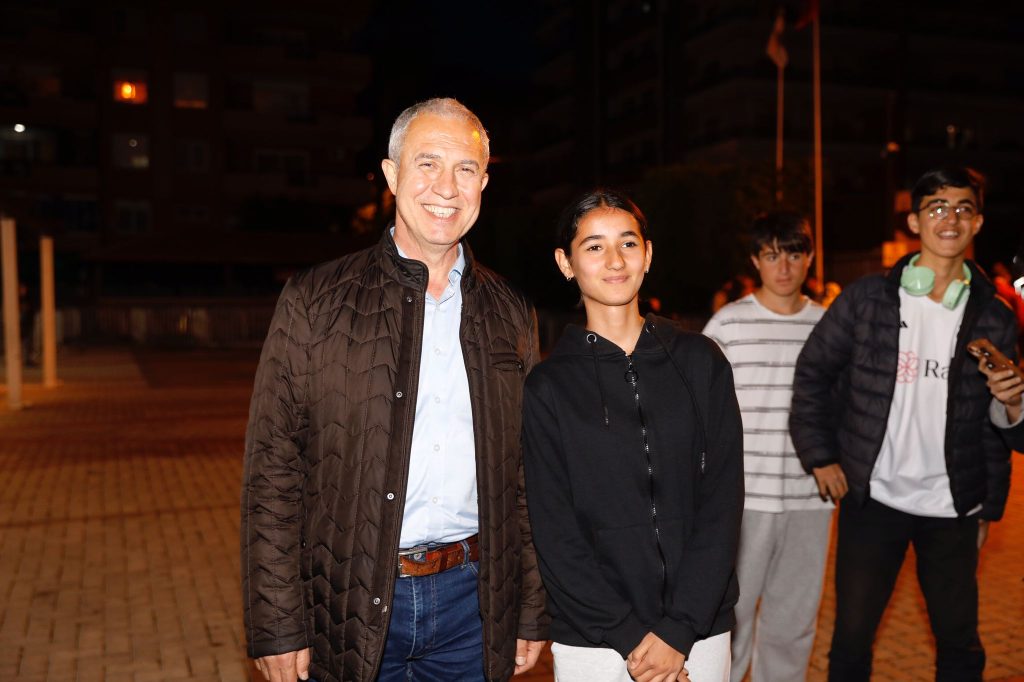 Özçelik, Vatandaşlarla İftarda Buluştu - Mega TV WhatsApp Gorsel 2024 04 06 saat 20.23.19 d6cb1014 - Mega TV
