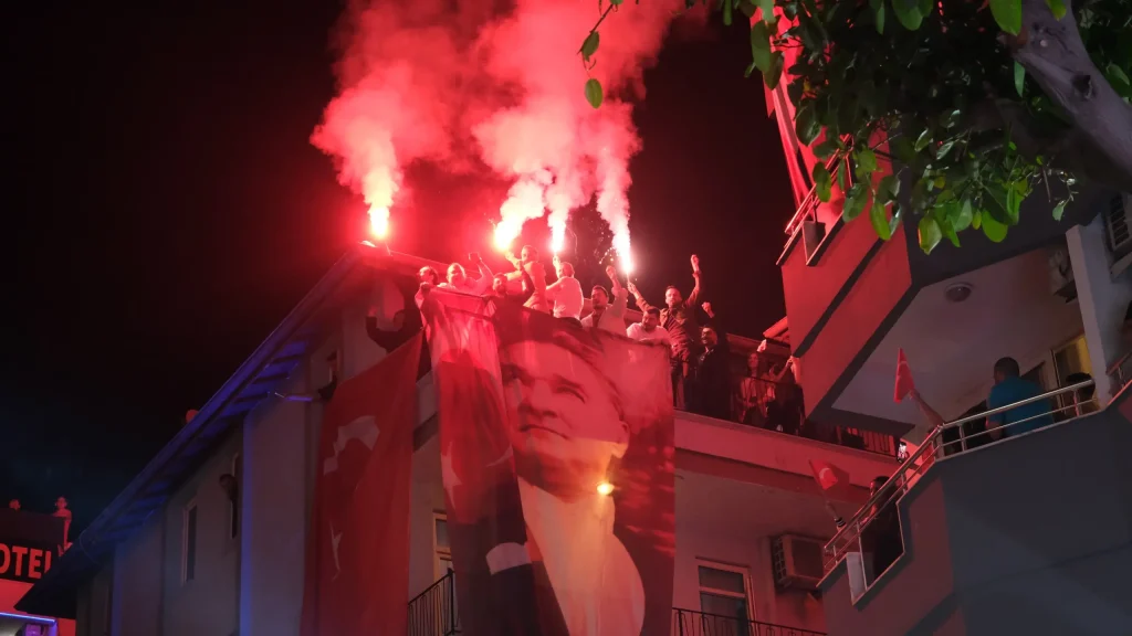 Özçelik: Artık hak hukuk adalet var - Mega TV WhatsApp Image 2024 04 01 at 12.55.27 AM 3 - Mega TV