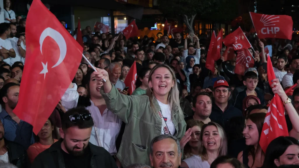 Özçelik: Artık hak hukuk adalet var - Mega TV WhatsApp Image 2024 04 01 at 12.55.27 AM 4 - Mega TV