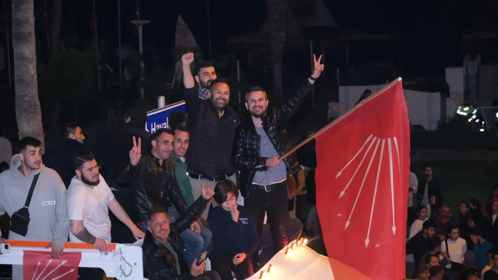Özçelik: Artık hak hukuk adalet var - Mega TV WhatsApp Image 2024 04 01 at 12.55.28 AM 4 - Mega TV