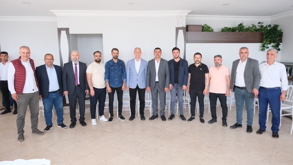 Özçelik, ziyaretleri kabul ediyor - Mega TV WhatsApp Image 2024 04 03 at 11.30.30 AM 1 - Mega TV