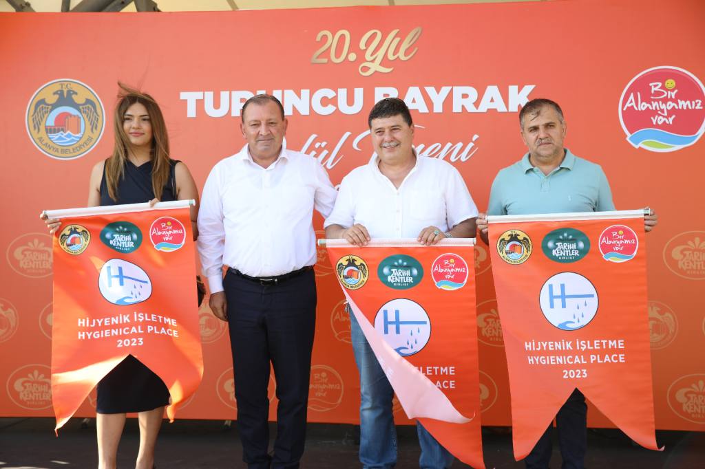 21. Turuncu Bayrak Hijyenik İşletme Denetimleri İçin Geri Sayım Başladı - Mega TV WhatsApp Image 2024 04 19 at 12.42.36 1 - Mega TV