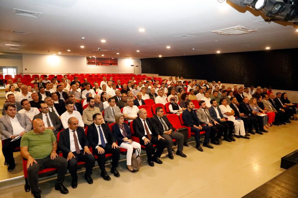 Başkan Özçelik, Kurum Amirleri Ve Muhtarlar İle Bir Araya Geldi - Mega TV WhatsApp Image 2024 04 25 at 16.48.49 2 - Mega TV