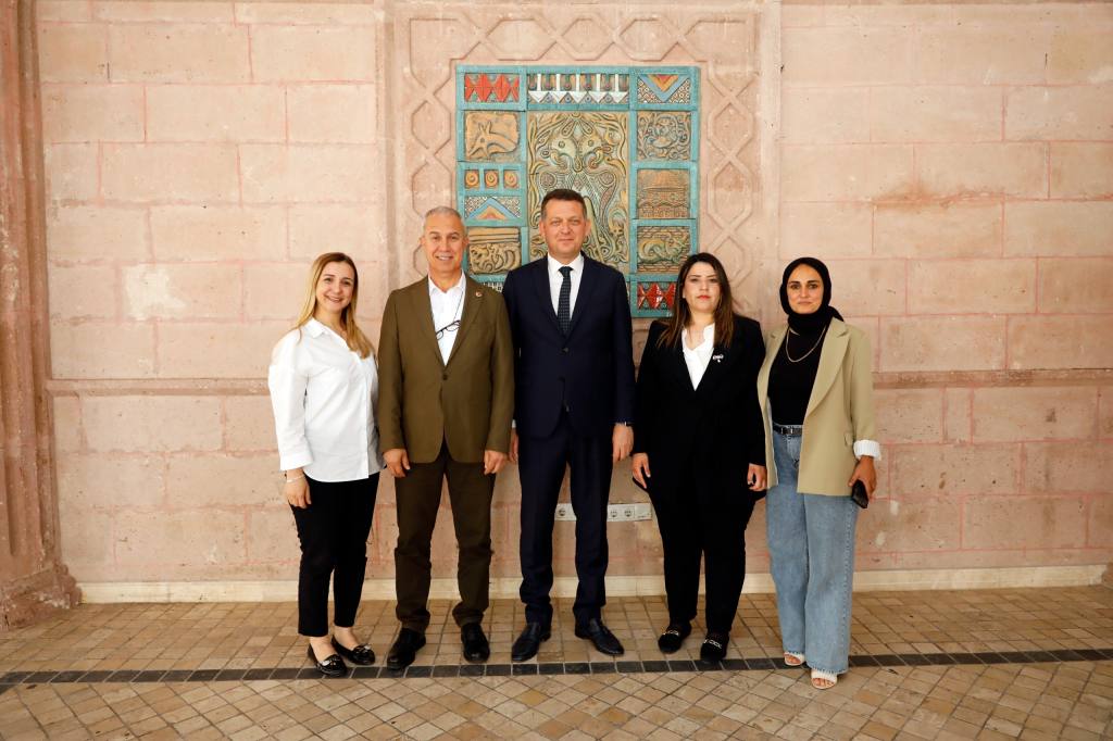 Başkan Özçelik, Kurum Amirleri Ve Muhtarlar İle Bir Araya Geldi - Mega TV WhatsApp Image 2024 04 25 at 16.48.56 2 - Mega TV