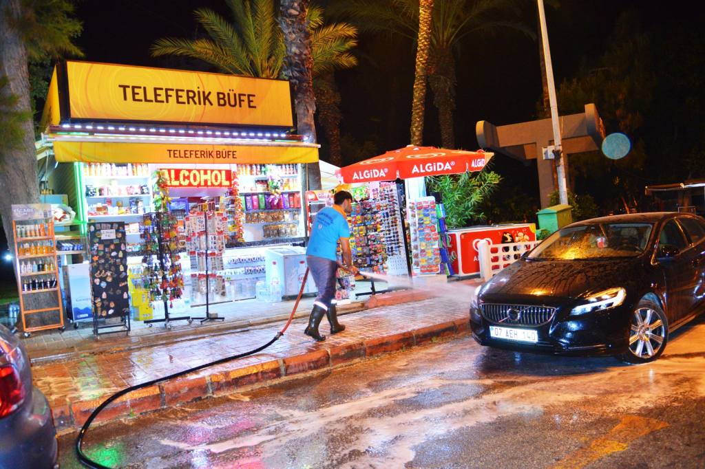 Alanya Uçtan Uca Tertemiz Oluyor - Mega TV WhatsApp Image 2024 04 26 at 13.10.10 1 - Mega TV