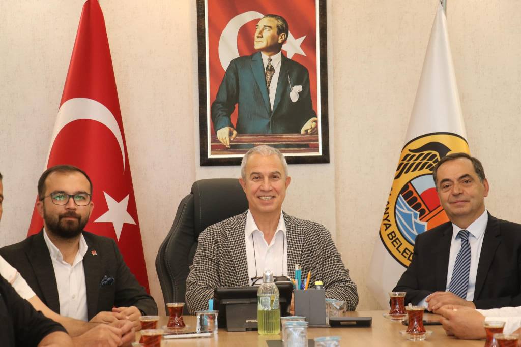 Yılmaz'dan Özçelik'e Ziyaret - Mega TV 438146591 863158772491914 8977348933202899567 n - Mega TV