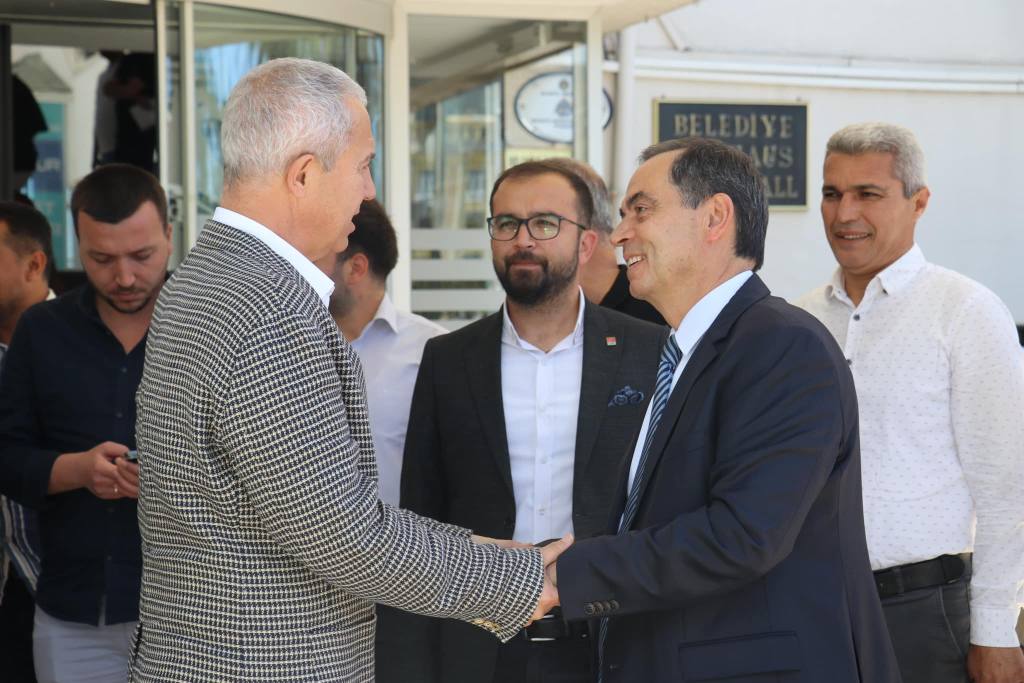 Yılmaz'dan Özçelik'e Ziyaret - Mega TV 441958901 863158855825239 8578819599992825540 n - Mega TV