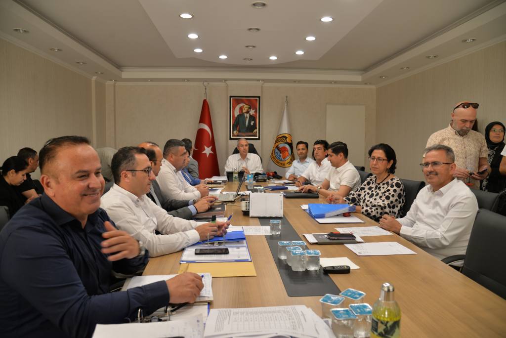 Başkan Özçelik: Hiçbir şeyi ezbere yapmıyorum - Mega TV DSC 4187 - Mega TV