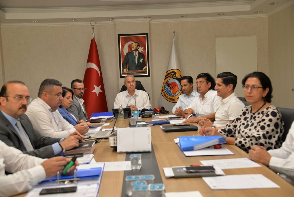Başkan Özçelik: Hiçbir şeyi ezbere yapmıyorum - Mega TV DSC 4193 - Mega TV