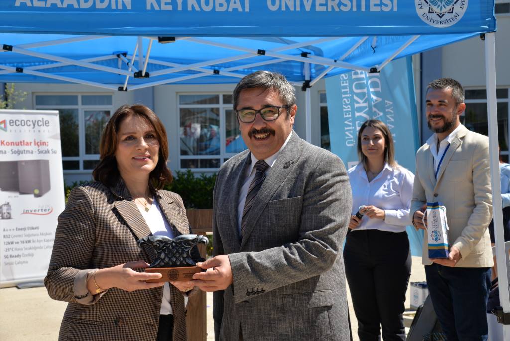 ALTSO Meslek Yüksekokulu Sektör - Öğrenci Buluşması Gerçekleşti - Mega TV DSC 5521 - Mega TV