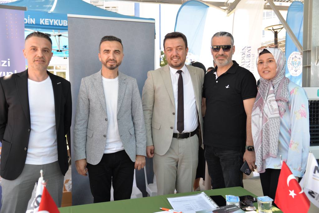 ALTSO Meslek Yüksekokulu Sektör - Öğrenci Buluşması Gerçekleşti - Mega TV DSC 5582 - Mega TV