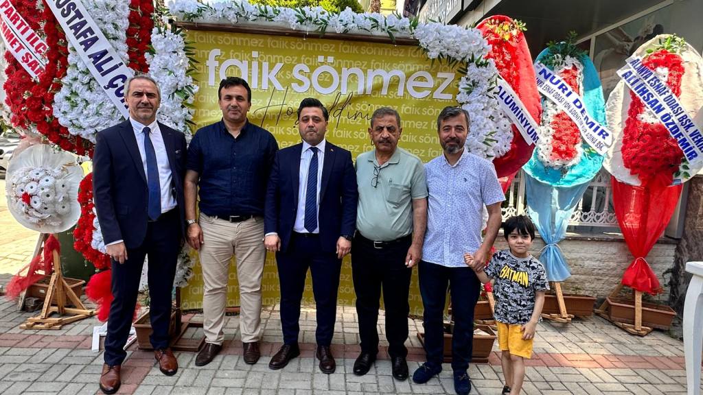 Alanya'nın Yeni Markası Faik Sönmez - Mega TV WhatsApp Image 2024 05 04 at 12.31.49 6 - Mega TV