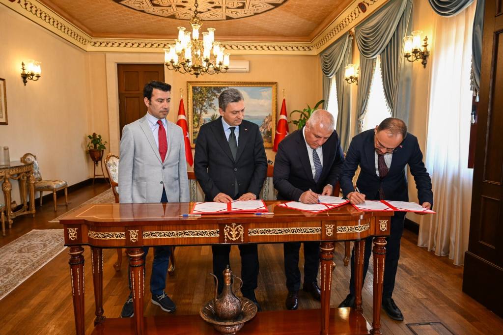 ALTSO'dan Alanya Eğitim ve Araaştırma Hastanesi'ne Yoğun Bakım Ünitesi - Mega TV WhatsApp Image 2024 05 07 at 16.20.24 - Mega TV