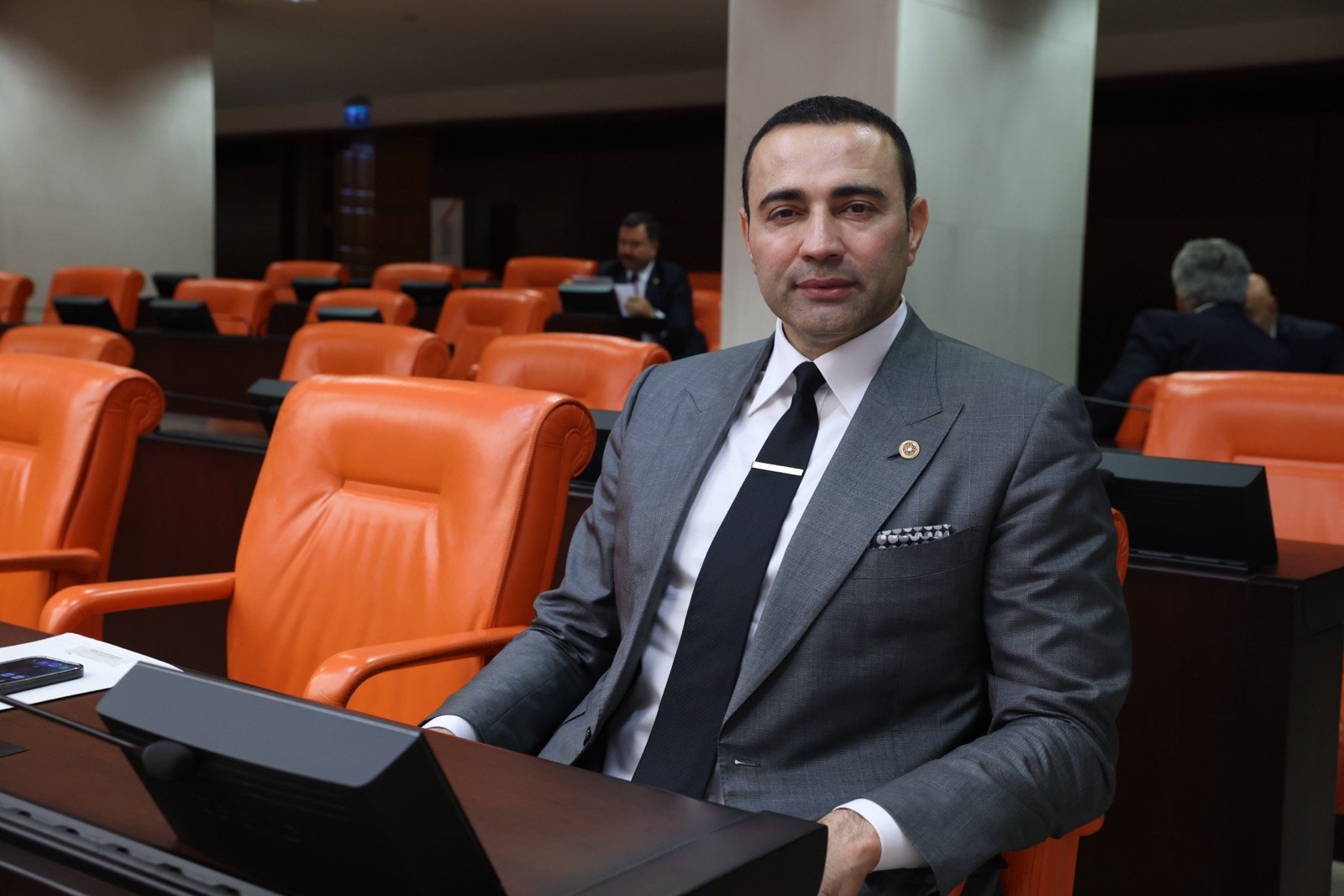 Aykut Kaya’dan Sağlıkta Yabancı Uyruklu Kişilere Tanınan Ayrıcalıklara Sert Tepki