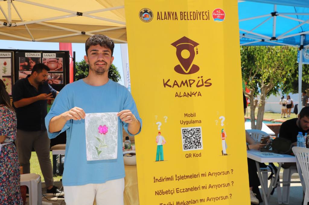 Alanya Belediyesi Üniversitesi Öğrencileri Bahar Şenliğinde Sanatla Buluşturuldu - Mega TV WhatsApp Image 2024 05 17 at 12.34.24 - Mega TV
