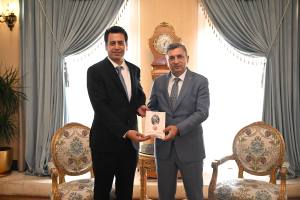 Özdemir'den valiyi ziyaret - Mega TV WhatsApp Image 2024 05 22 at 17.40.45 - Mega TV