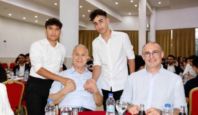 Öğrencilere sınav öncesi moral