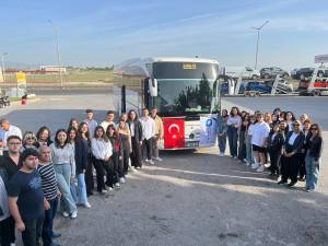 Antalya Belediyesinden Anıtkabir'e Ziyaret - Mega TV gencler anitkabir ziyaret 1 1 - Mega TV