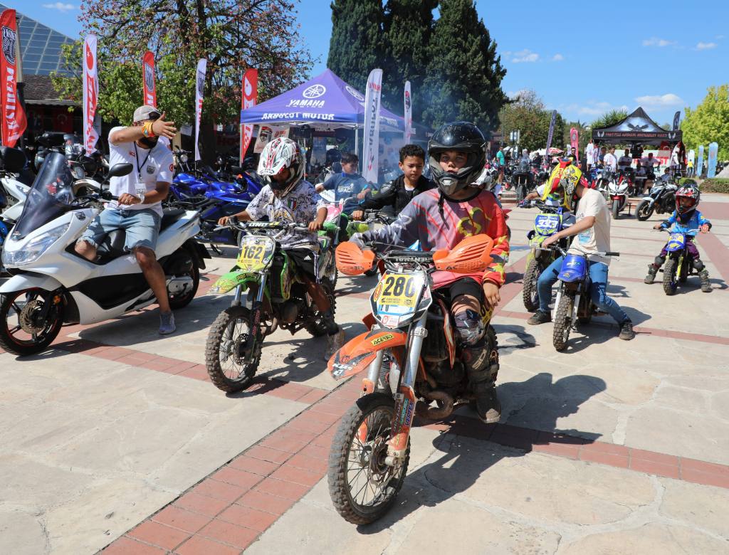 HobiFest 2024 dolu dolu gecti 10 min - Mega TV