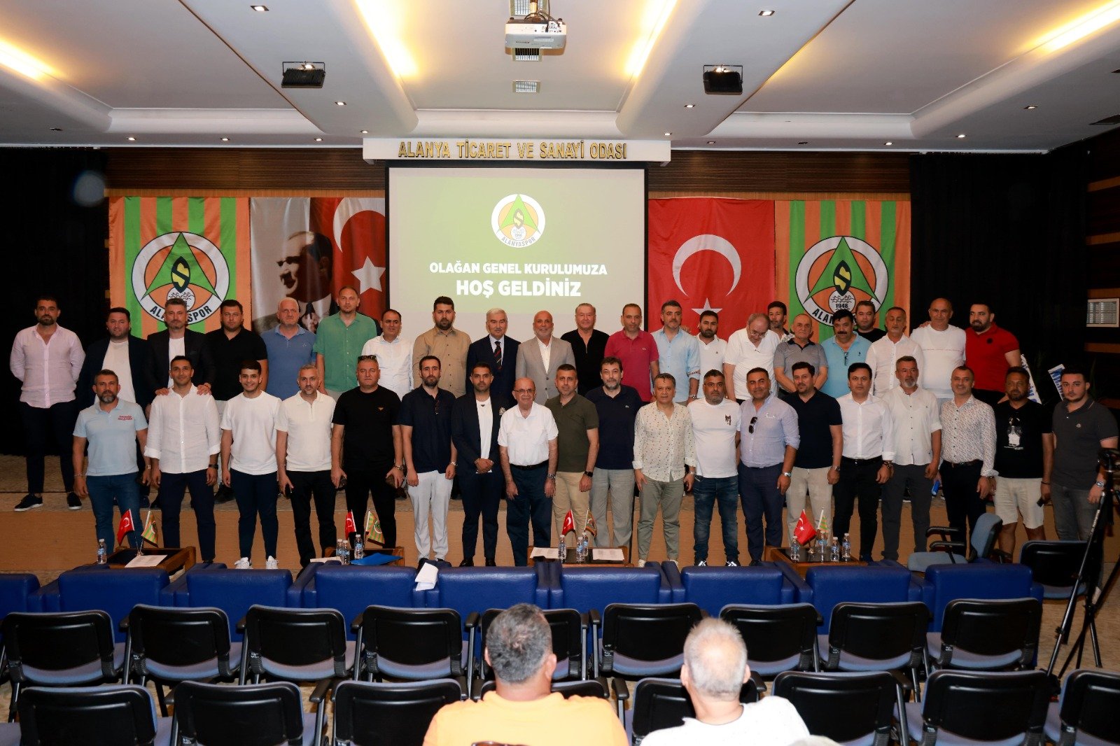 Alanyaspor kulübü olağan genel kurul toplantısını gerçekleştirdi